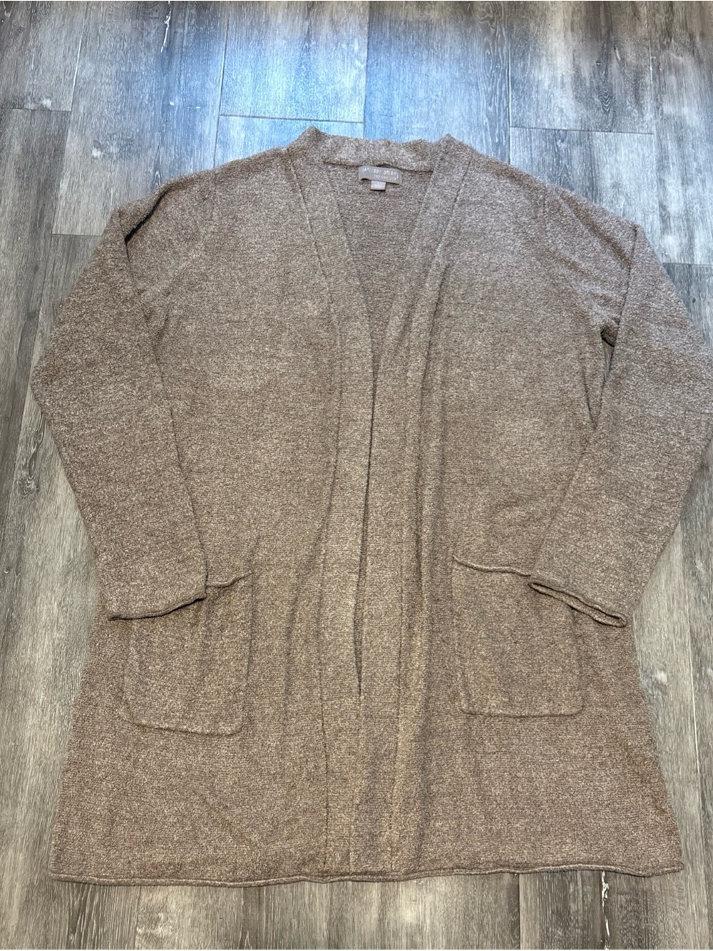 Barefoot Dreams womens size L Cozychic Lite Cardigan Taupe Brown Sweater pockets